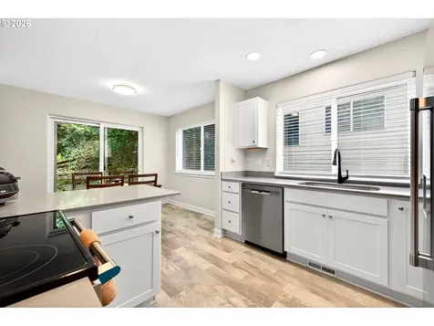 13190 SW Hidden Creek Place Portland OR 97223