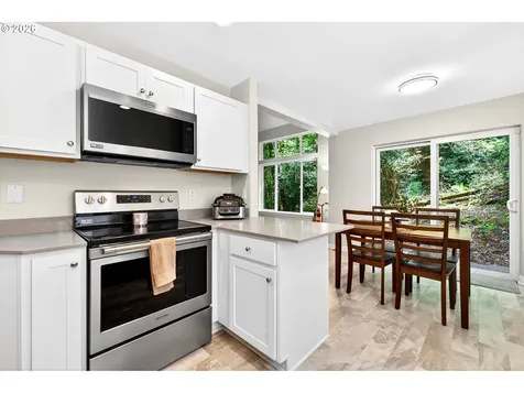 13190 SW Hidden Creek Place Portland OR 97223