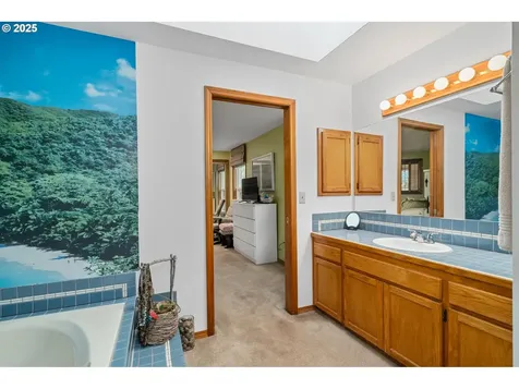 5233 NE Windrow Street Hillsboro OR 97124