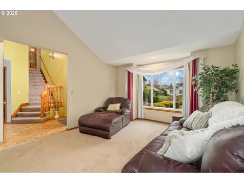 5233 NE Windrow Street Hillsboro OR 97124