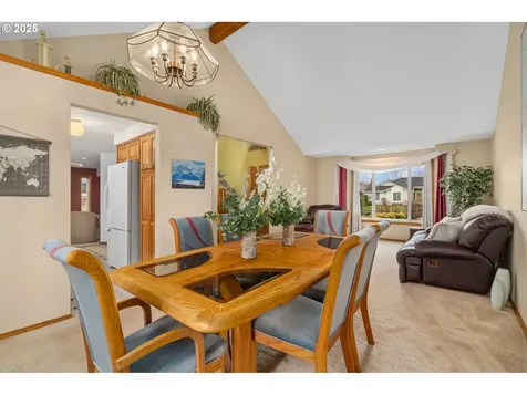 5233 NE Windrow Street Hillsboro OR 97124