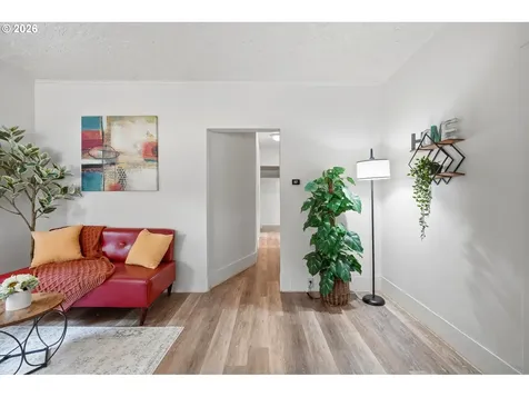 7029 SE 85th Avenue Portland OR 97266