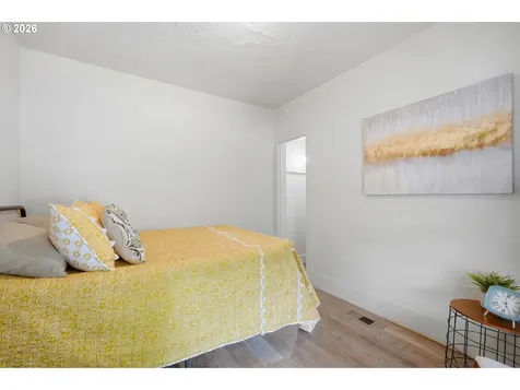 7029 SE 85th Avenue Portland OR 97266