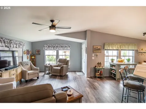 345 Littlebrook Lane Roseburg OR 97471