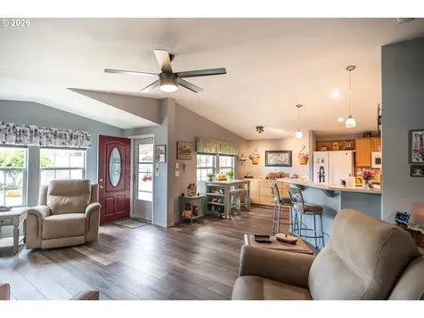 345 Littlebrook Lane Roseburg OR 97471