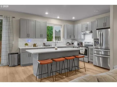 17670 SW September Lane Beaverton OR 97003