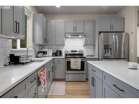 17670 SW September Lane Beaverton OR 97003