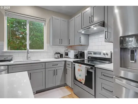 17670 SW September Lane Beaverton OR 97003