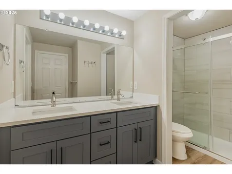 17670 SW September Lane Beaverton OR 97003