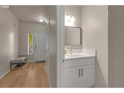 17670 SW September Lane Beaverton OR 97003