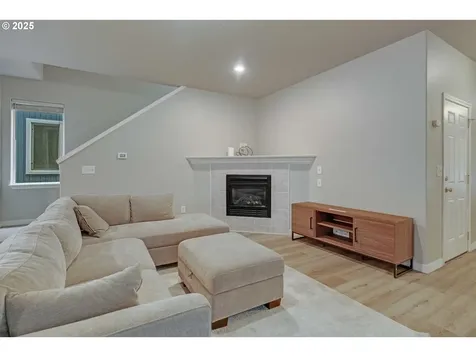 17670 SW September Lane Beaverton OR 97003