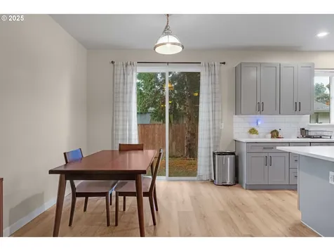 17670 SW September Lane Beaverton OR 97003