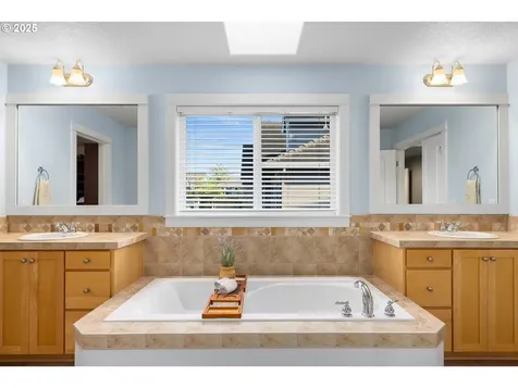 18287 SW Florendo Lane Beaverton OR 97007