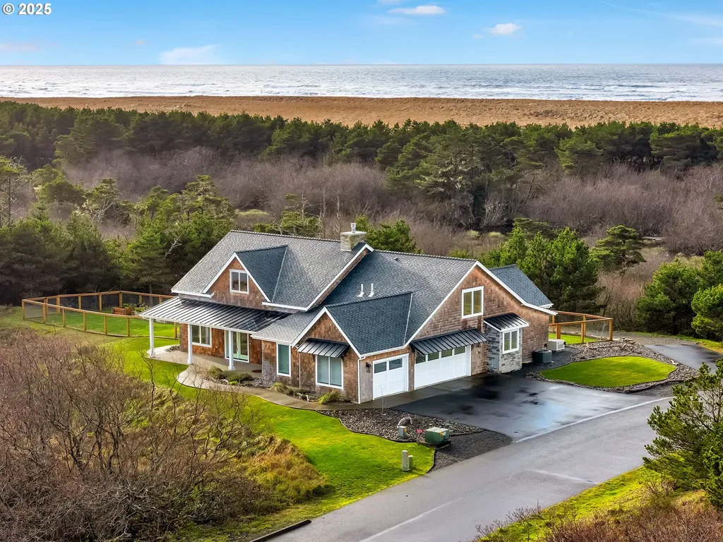 32996 Pacific Bellevue Lane Warrenton OR 97146