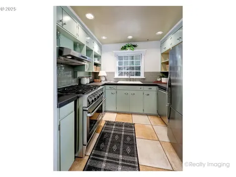 2990 NW Verde Vista Terrace Portland OR 97210