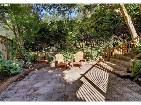 2990 NW Verde Vista Terrace Portland OR 97210