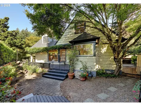 2990 NW Verde Vista Terrace Portland OR 97210