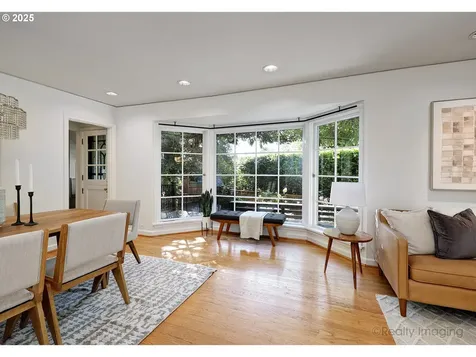 2990 NW Verde Vista Terrace Portland OR 97210
