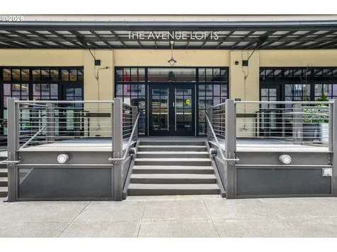 1400 NW Irving Street Portland OR 97209