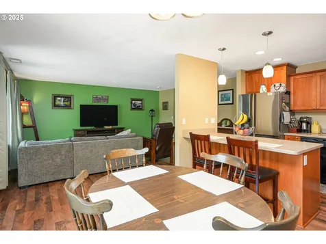 214 Olson Road Silverton OR 97381