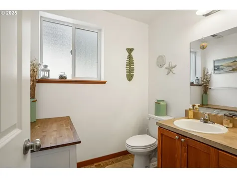 214 Olson Road Silverton OR 97381