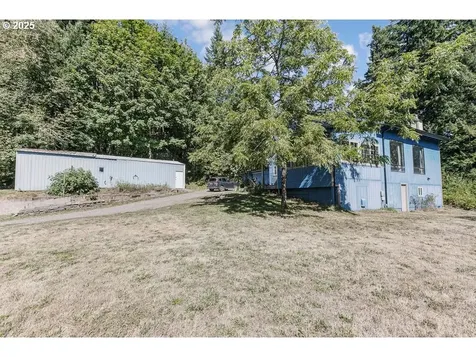 2524 SE Mannthey Road Corbett OR 97019