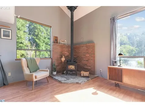 2524 SE Mannthey Road Corbett OR 97019