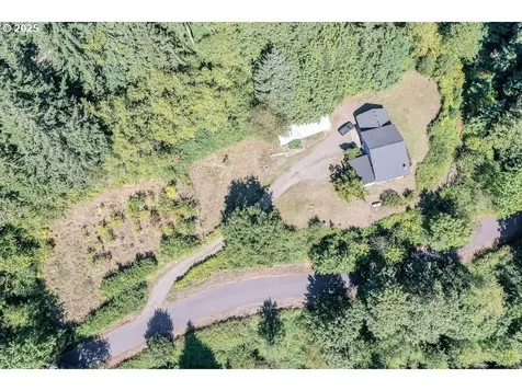 2524 SE Mannthey Road Corbett OR 97019