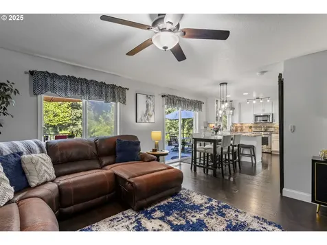 276 Champion Road Kalama WA 98625