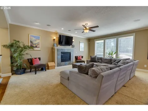 7986 SW Litz Court Portland OR 97223