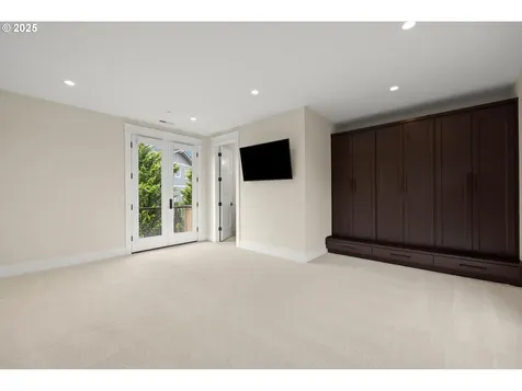 900 NW 216th Street Ridgefield WA 98642