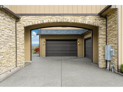 900 NW 216th Street Ridgefield WA 98642