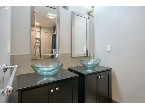 90 SW Frenwood Way Beaverton OR 97005