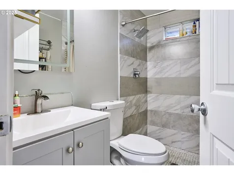 90 SW Frenwood Way Beaverton OR 97005