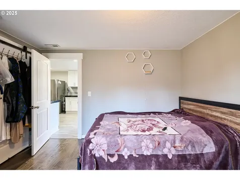 90 SW Frenwood Way Beaverton OR 97005