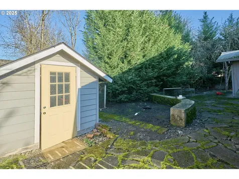 90 SW Frenwood Way Beaverton OR 97005
