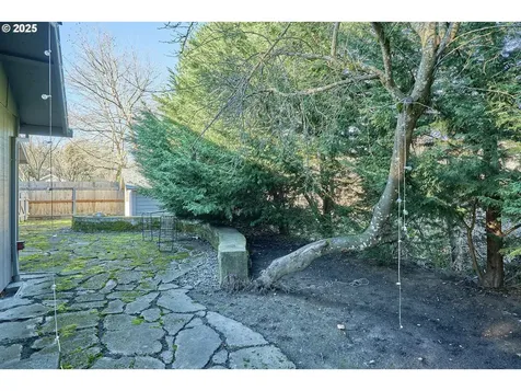 90 SW Frenwood Way Beaverton OR 97005