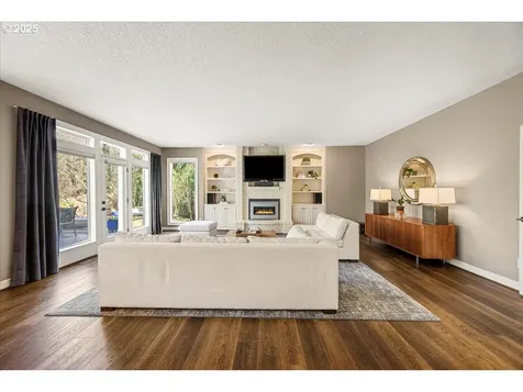 4679 Dogwood Drive Lake Oswego OR 97035