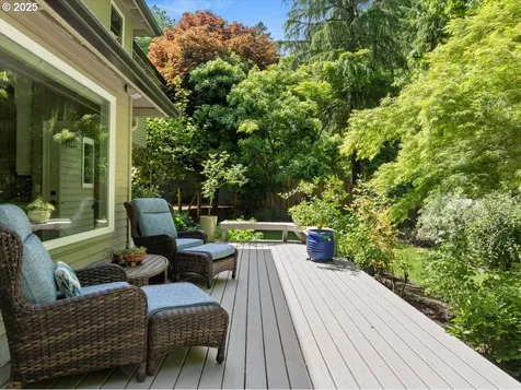 4679 Dogwood Drive Lake Oswego OR 97035