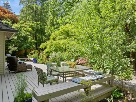 4679 Dogwood Drive Lake Oswego OR 97035