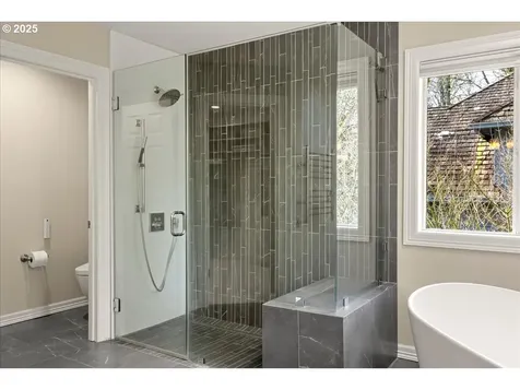 4679 Dogwood Drive Lake Oswego OR 97035