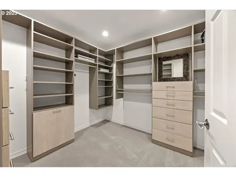 4679 Dogwood Drive Lake Oswego OR 97035