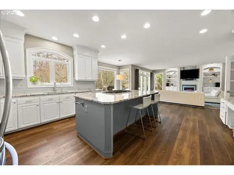 4679 Dogwood Drive Lake Oswego OR 97035