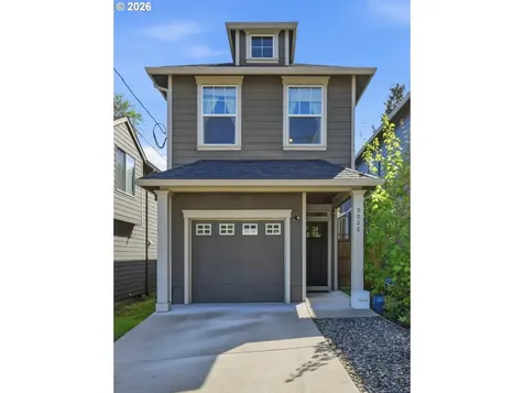 9028 N Drummond Avenue Portland OR 97217