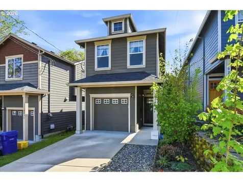 9028 N Drummond Avenue Portland OR 97217