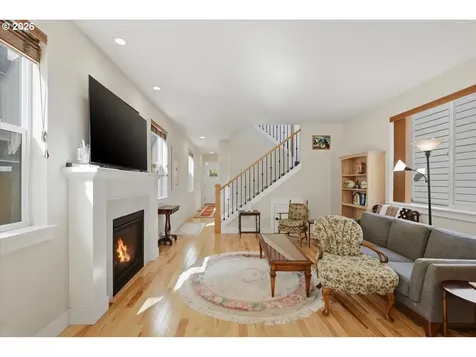 9028 N Drummond Avenue Portland OR 97217
