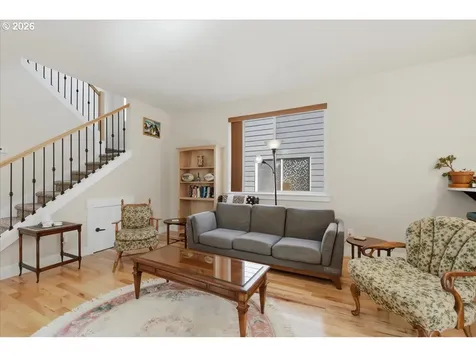 9028 N Drummond Avenue Portland OR 97217