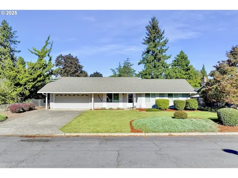 9824 NE Tanglewood Drive Vancouver WA 98664