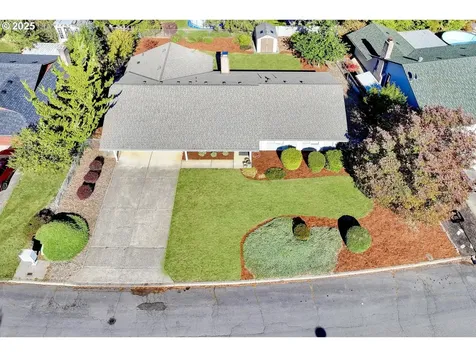 9824 NE Tanglewood Drive Vancouver WA 98664