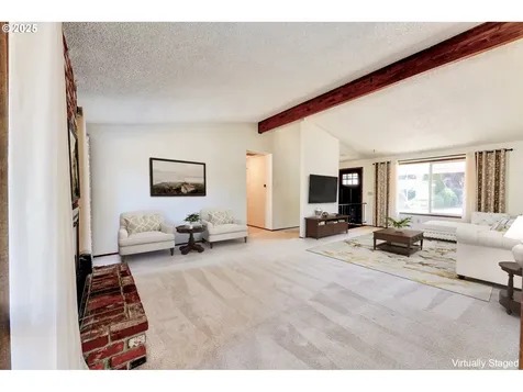 9824 NE Tanglewood Drive Vancouver WA 98664